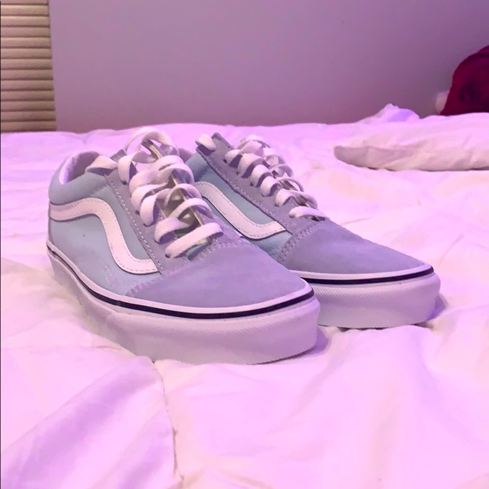 light blue size 7.5 womens old skool vans
